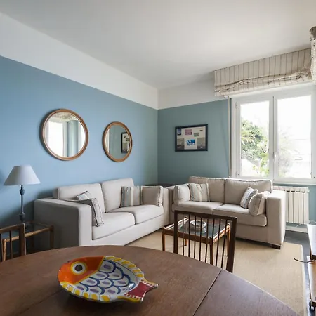 Blue - Seaview Balcony By Wonderful Italy Апартаменты *